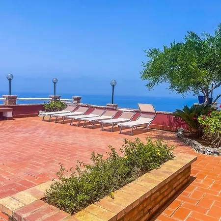 Il Faro Bad And Breakfast