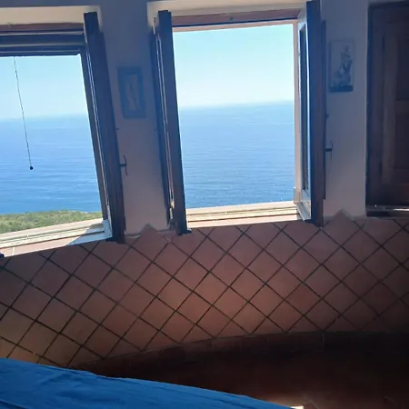 Il Faro Bad And Breakfast Bed and breakfast *