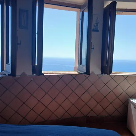 Il Faro Bad And Breakfast Bed and breakfast San Nicola Arcella