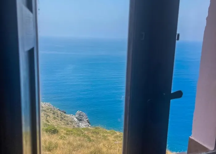 Il Faro Bad And Breakfast 住宿加早餐酒店 圣尼科拉阿尔切拉