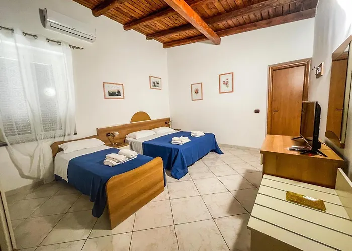 Frühstückspension Il Faro Bad And Breakfast 3*