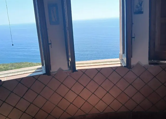 Il Faro Bad And Breakfast 住宿加早餐酒店 3*